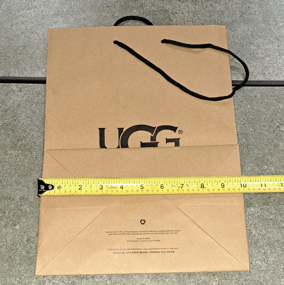 UGG GIFT BAG - Picture 7 of 7